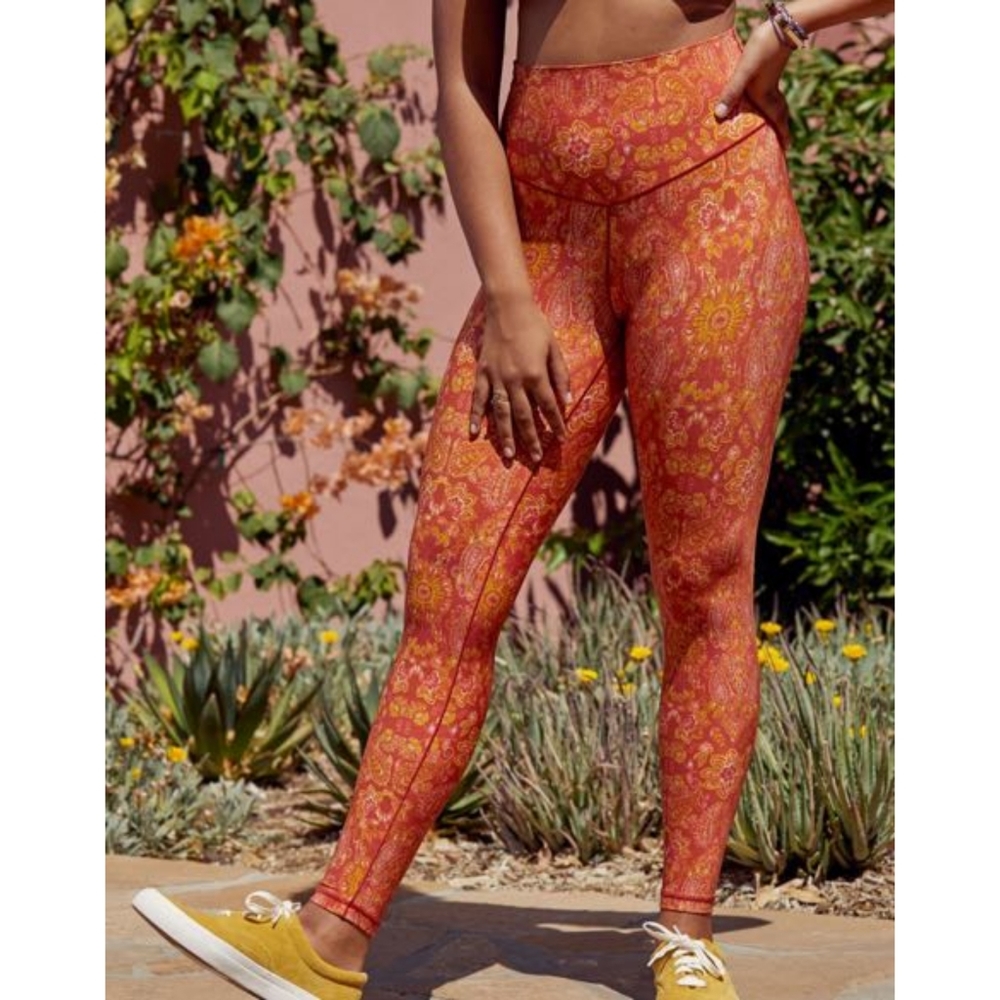 ⭐Real Me High Waisted Legging⭐